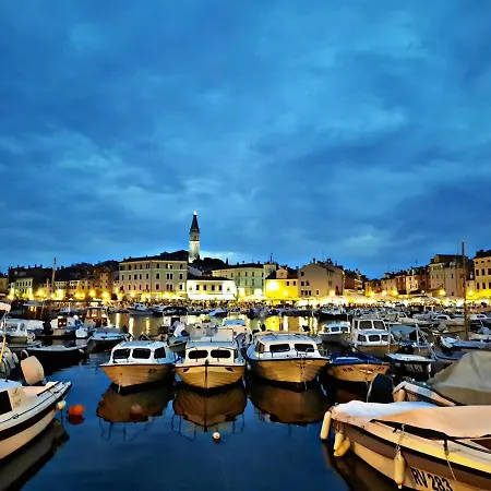 Oh La La Apartment Old Town Rovinj Exterior foto